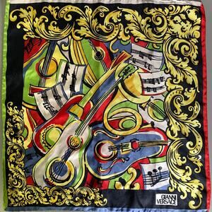 GIANNI VERSACE Yellow Black Graphic Pocket Square